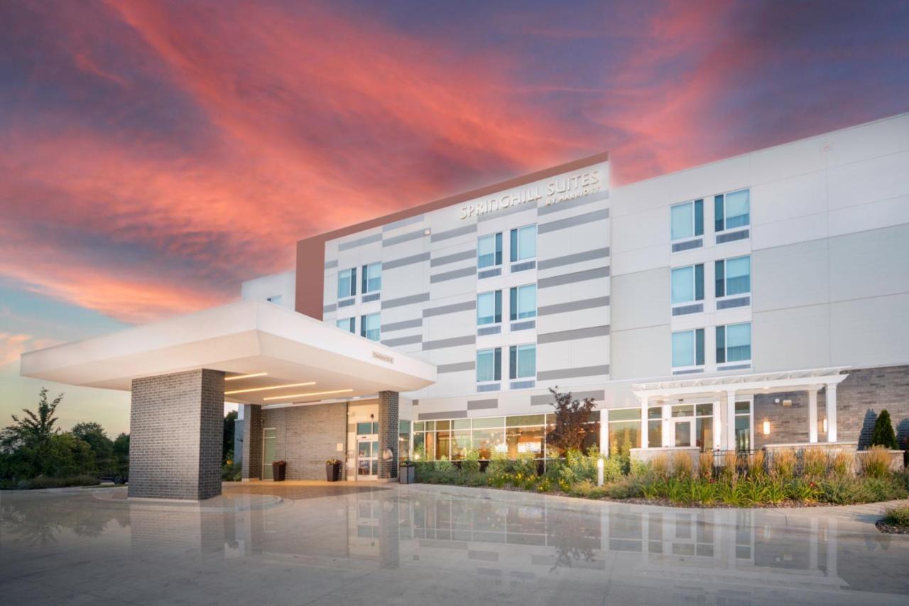 Springhill Suites By Marriott Кеноша Екстериор снимка