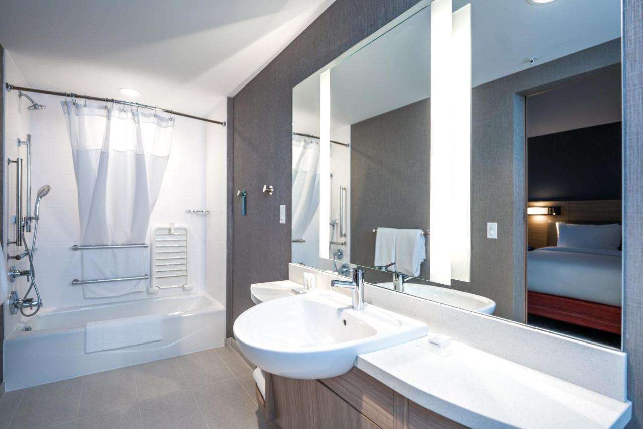 Springhill Suites By Marriott Кеноша Екстериор снимка