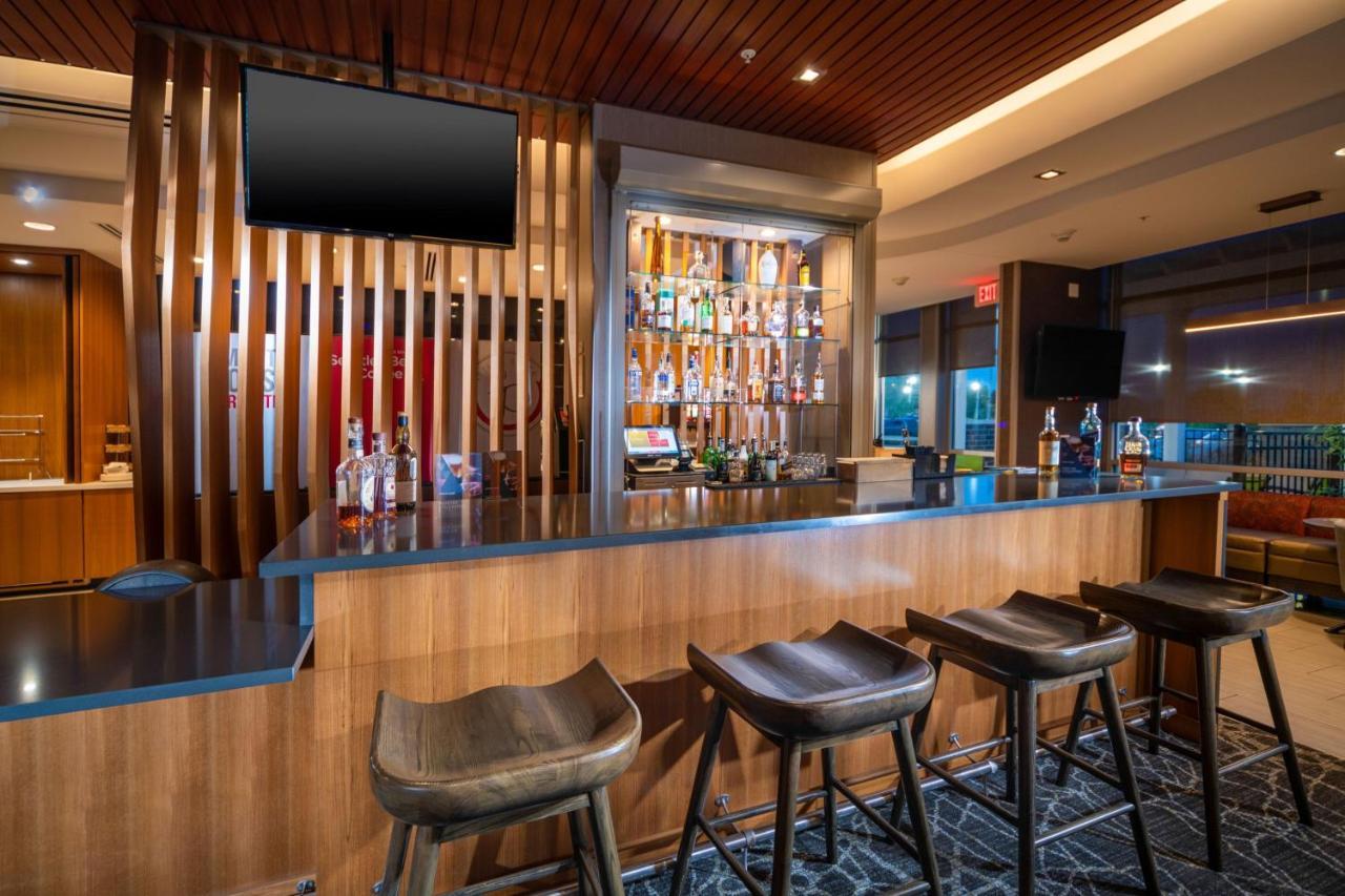 Springhill Suites By Marriott Кеноша Екстериор снимка
