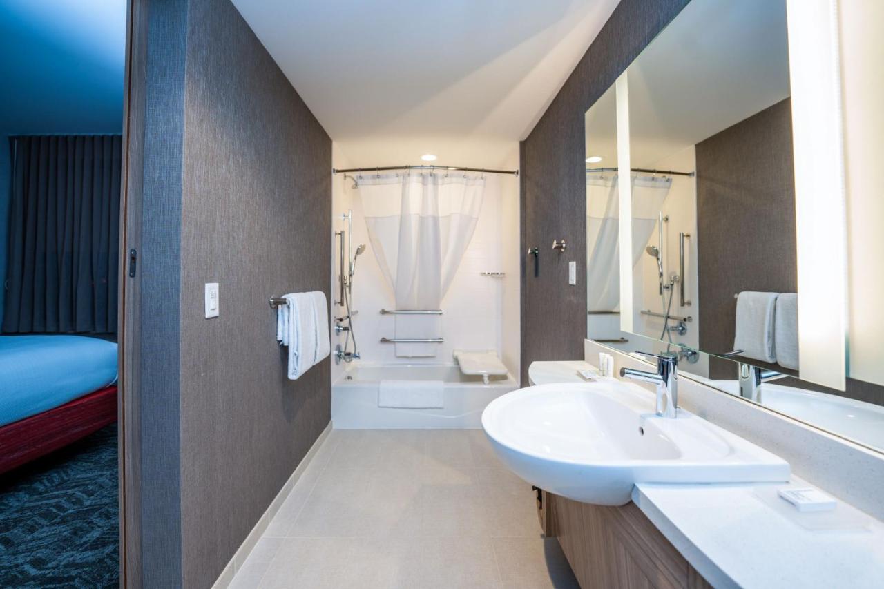 Springhill Suites By Marriott Кеноша Екстериор снимка